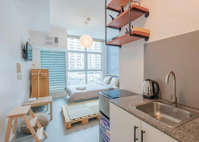 Japanese Stylish In Makati Apartment *